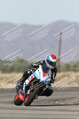 media/Nov-30-2025-TrackXperience (Sun) [[c0061d280f]]/3-Level 1/Session 3 (Turn 16)/